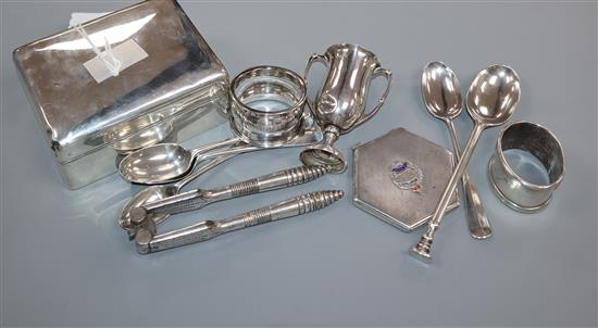 Mixed silver etc.